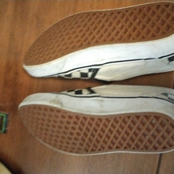 Checkered vans - Picture 2 of 2